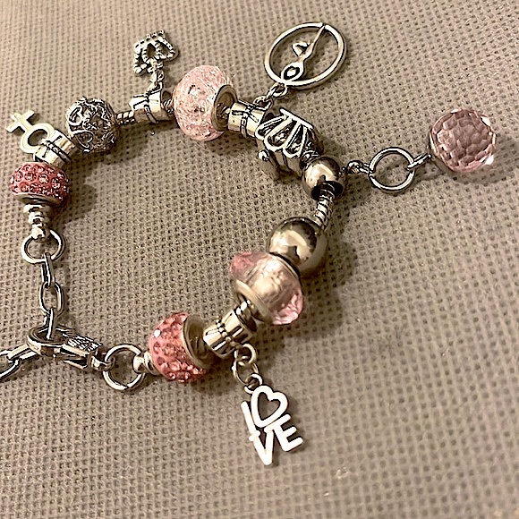 🍒 BOGO 🍒 PRICE ONLY 4/23 Self Love Collection “I LOVE ME” Charm Bracelet - Picture 10 of 15